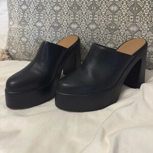 Gianni Bini So Chic Black Leather Platform Mules Clog